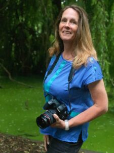 Fotograaf spontane trouwfotografie Irene van Kessel vrolijke ongedwongen foto's Den Haag