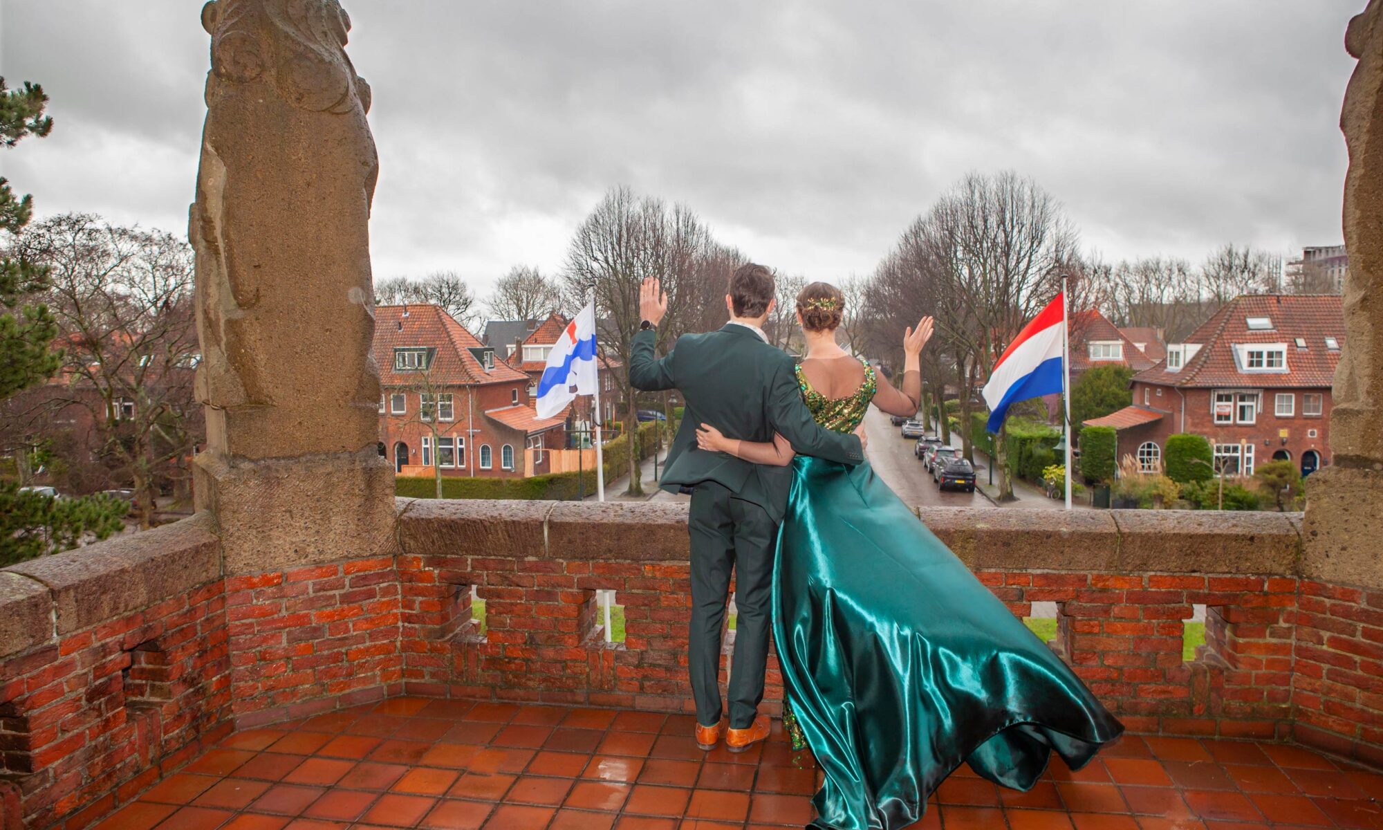 balkonscene bordes Raadshuis Leidschendam beste prijs kwaliteit trouwfotografie trouwfotograaf ceremonie pakket Den Haag