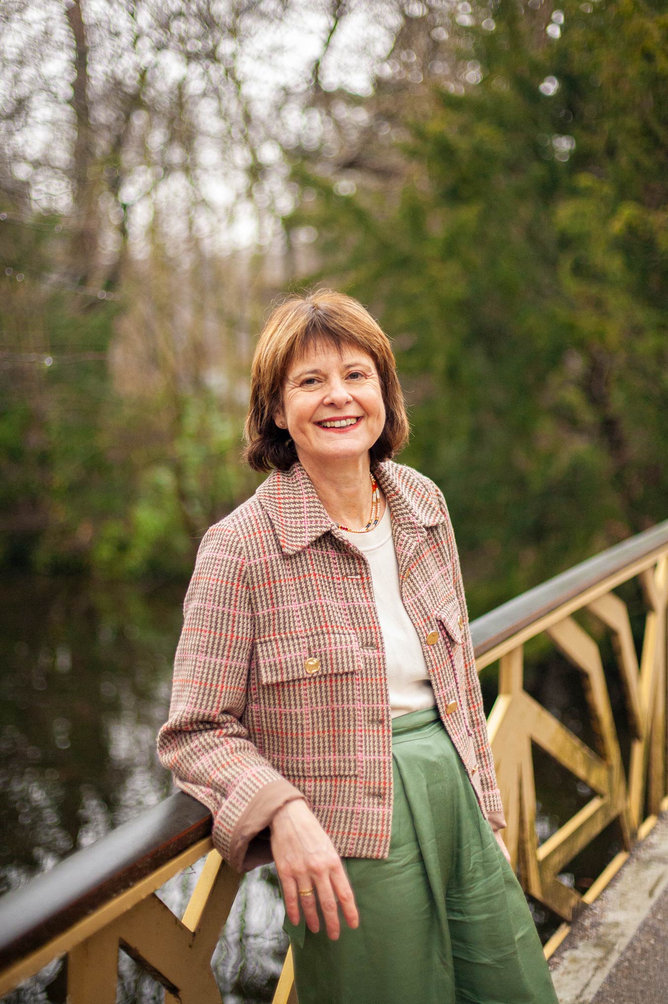 Headshot profilephoto profielfoto portrait casual executive friendly manager best photographer Irene Den Haag